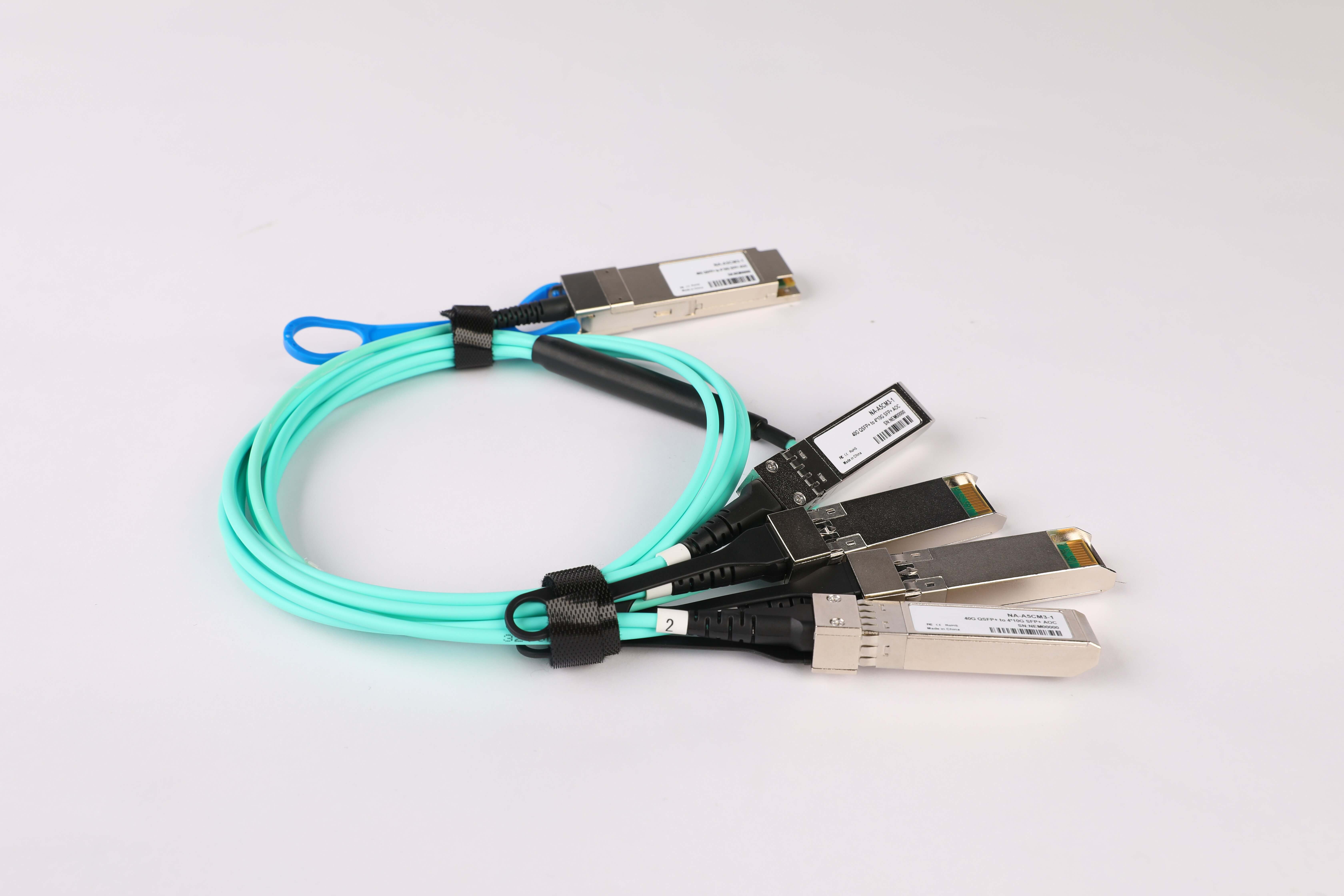 AOC 40G 一带四 OM3